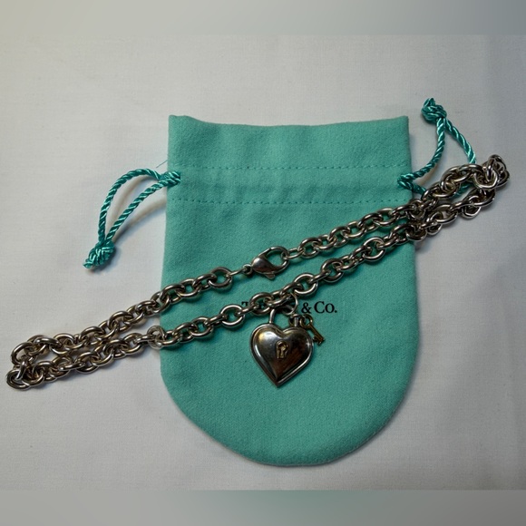 Tiffany & Co Necklace Heart Lock Key 18K Yellow Gold Yellow Gold Silver 925 - Picture 2 of 9